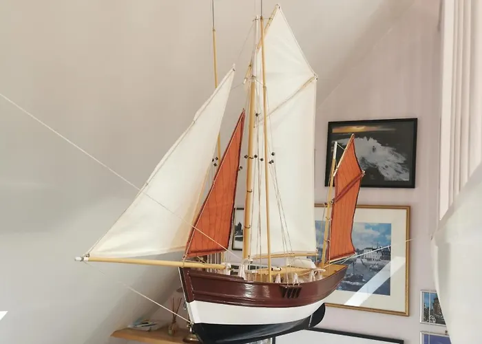 Phare Des Impressionnistes * Honfleur