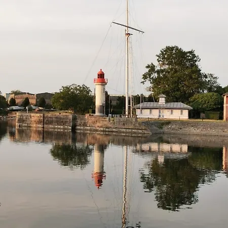Phare Des Impressionnistes * 翁弗勒尔