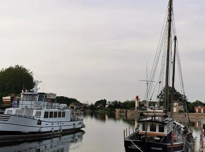 Phare Des Impressionnistes Honfleur