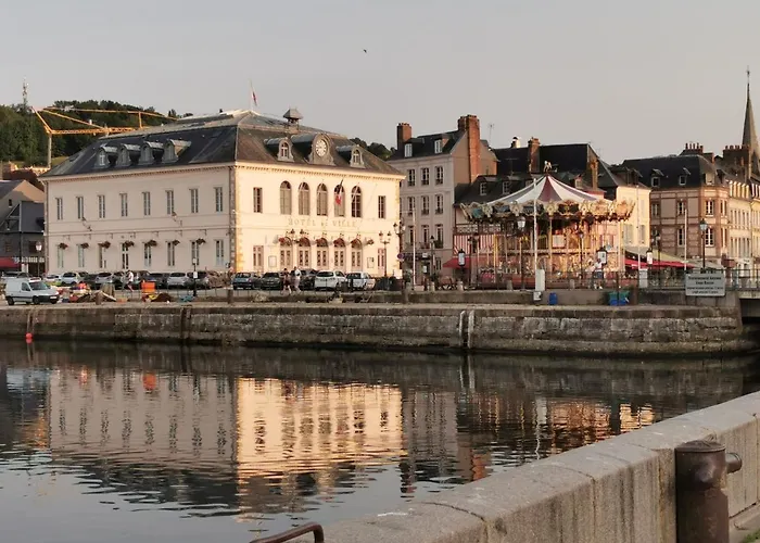 Phare Des Impressionnistes Apartment Honfleur